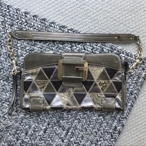 Guess - Convertible Shoulder & Clutch Purse